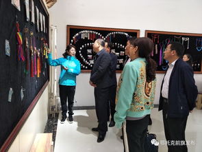 巾幗英才創(chuàng)新創(chuàng)業(yè)基地參觀調研