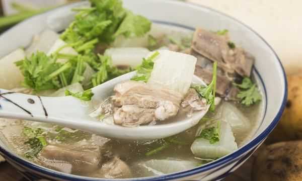 羊肉怎么挑選,羊肉富含多種營(yíng)養嗎圖1