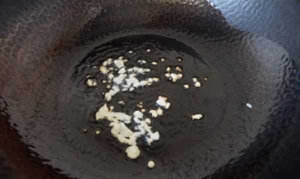 炒絲瓜怎么炒好吃,怎么炒絲瓜好吃又簡(jiǎn)單竅門圖2