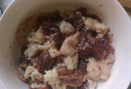 空氣炸鍋怎么烤羊肉,用空氣炸鍋烤羊肉串需要多長時間多少溫度圖8