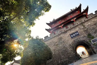 登樓賦中典故的內容,登樓賦中典故的含義,登樓賦中典故的含義,并說(shuō)明王璨使用的