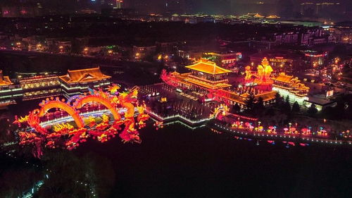 關(guān)于雞燈會(huì )的詩(shī)句