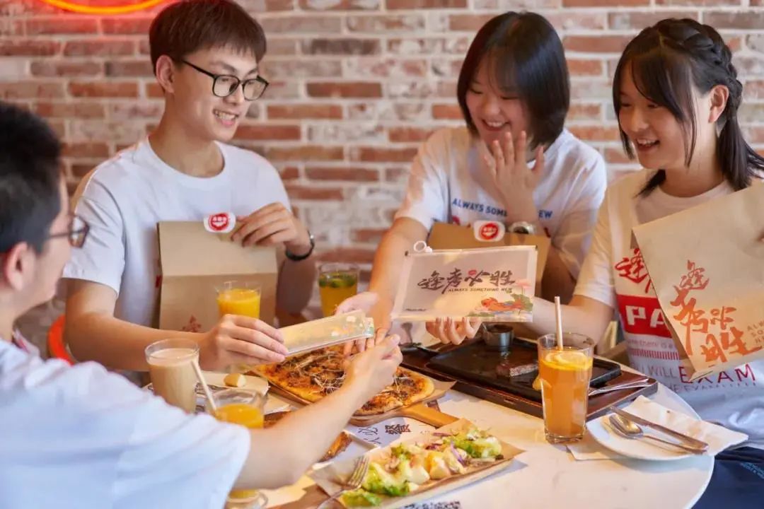 迎戰(zhàn)高性價(jià)比時(shí)代，看“比薩專家”必勝客的新經(jīng)營之道