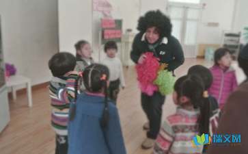 幼兒園教師教育隨筆：送玩具回家