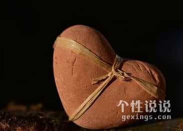 65句經(jīng)典說(shuō)說(shuō)：我與你隔著長(zhǎng)風(fēng)深谷，近不得，退不舍