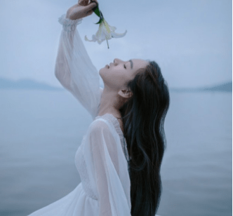 不適合有故事的人看 看哭多少人的傷感說(shuō)說(shuō) 不適合有故事的人看 看哭多少人的傷感說(shuō)說(shuō)